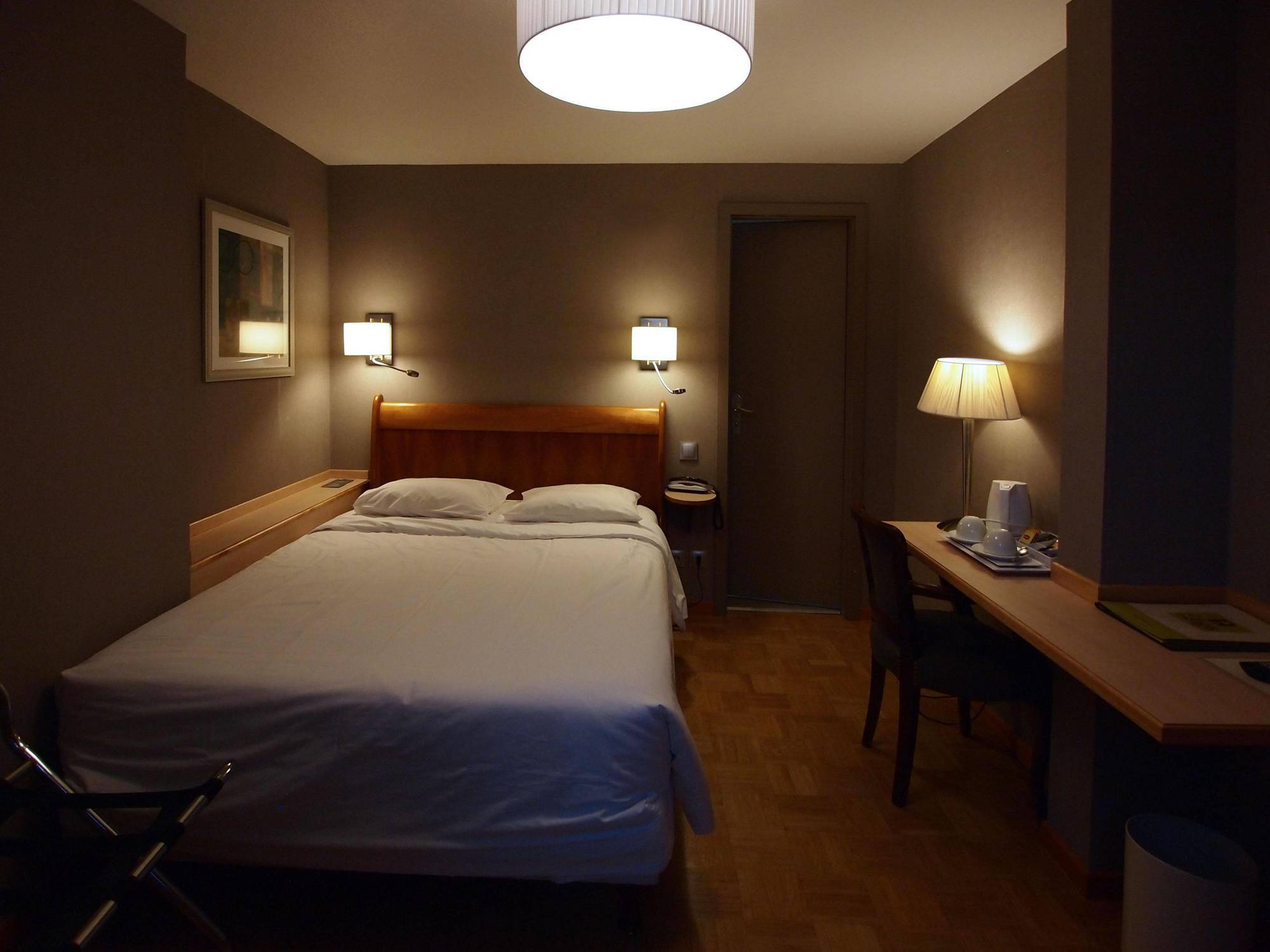 Logis Hotel Restaurant Au Cerf D'Or Strasbourg Eksteriør bilde